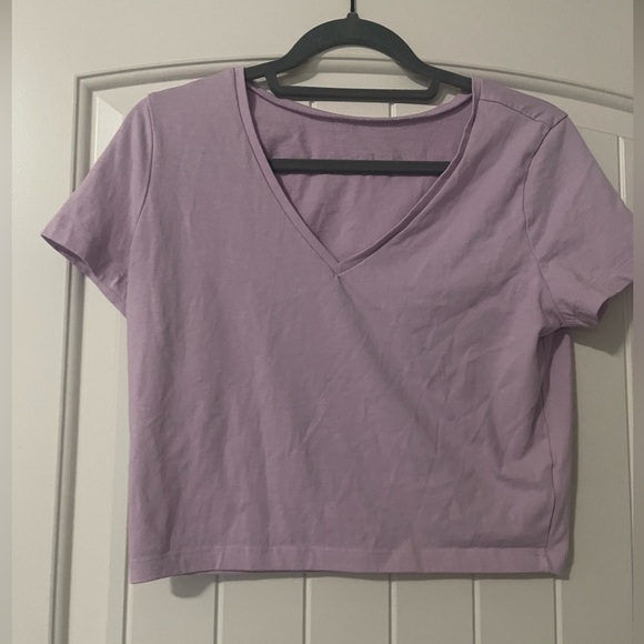 Wild Fable Short Sleeve V-Neck - Picture 1 of 3